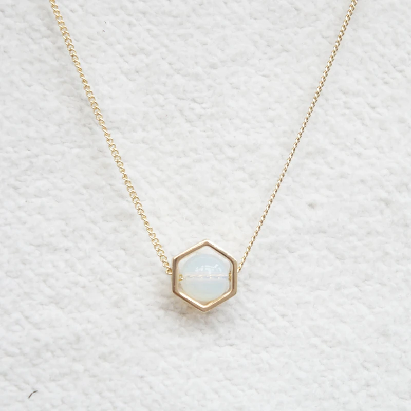The brand with the necklace With simple geometry hexagon Stained glass female necklace short chain necklace clavicle