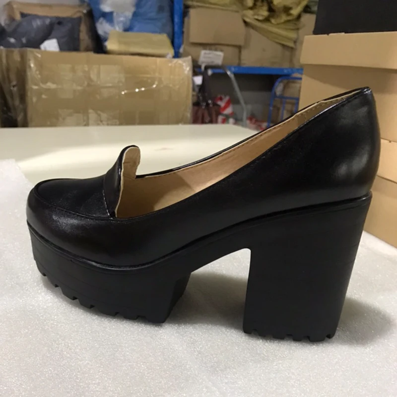 fanyuan New 2019 Solid Slip On Square High Heels Shallow Platform Shoes For Women Casual Autumn Pumps Plus Size 34-46
fanyuan New 2019 Solid Slip On Square High Heels Shallow Platform Shoes For Women Casual Autumn Pumps Plus Size 34-46