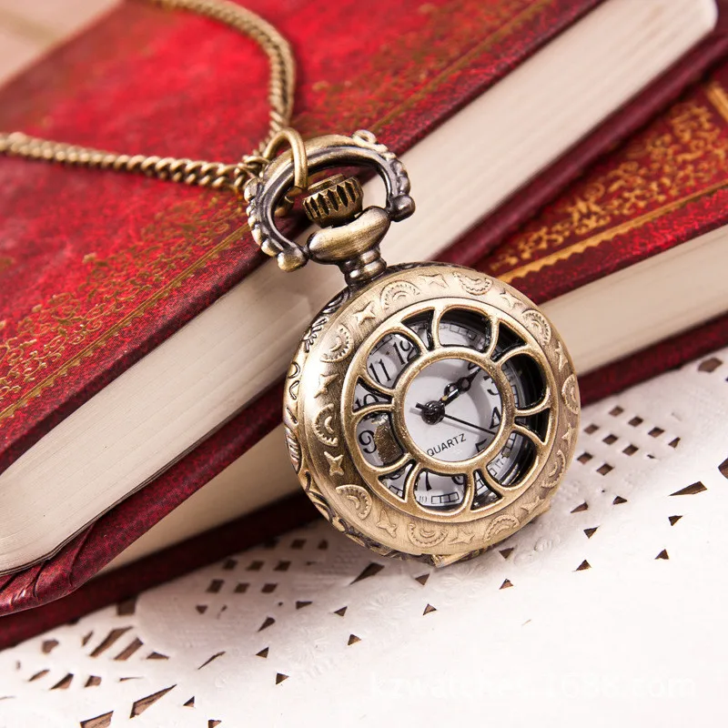 pocket watches with chain pocket watch men quartz Fashion Vintage Retro Bronze Quartz Pocket Watch Pendant Chain Necklace #0922
pocket watches with chain pocket watch men quartz Fashion Vintage Retro Bronze Quartz Pocket Watch Pendant Chain Necklace #0922