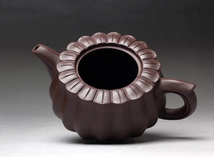 Yixing Authentic Purple Clay Tea Pot Master Handmade Lotus Cicada Zen Kettle Teapot 350cc Purple Sand Ceramics Kung Fu Tea Set
Yixing Authentic Purple Clay Tea Pot Master Handmade Lotus Cicada Zen Kettle Teapot 350cc Purple Sand Ceramics Kung Fu Tea Set