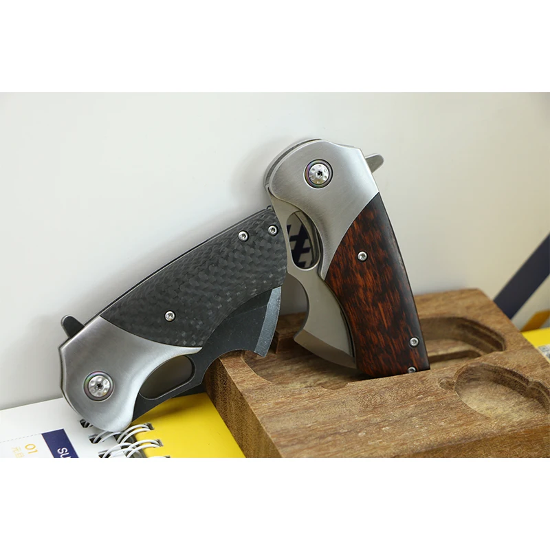 LOVOCOO TANK New arrival DC53 blade CF Wood handle Flipper folding knife Outdoor camping hunting pocket fruit knives EDC tools 
LOVOCOO TANK New arrival DC53 blade CF Wood handle Flipper folding knife Outdoor camping hunting pocket fruit knives EDC tools