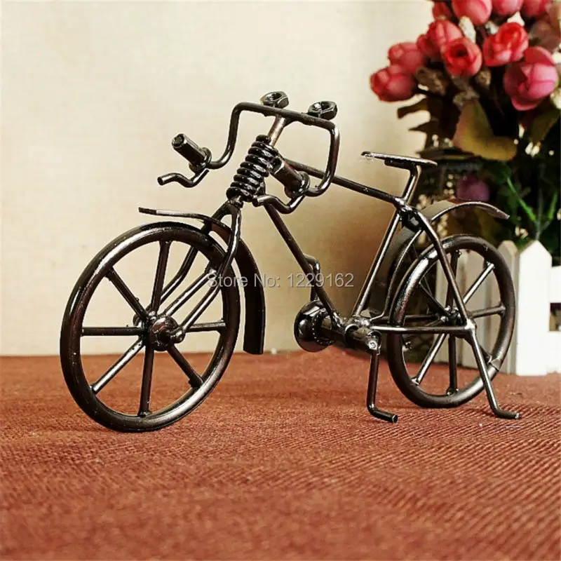 Free Shipping Retro metal craft handmade bike model toy fashion pub/home decoration Promotion gift
Free Shipping Retro metal craft handmade bike model toy fashion pub/home decoration Promotion gift