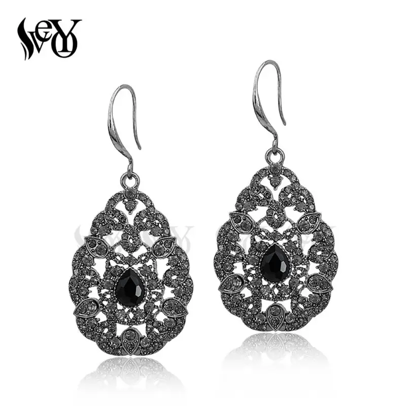 VEYO Crystal Earrings Ear Hook Rhinestone Earrings For Women Classic Hot Sale High Quality Brincos Pendientes
VEYO Crystal Earrings Ear Hook Rhinestone Earrings For Women Classic Hot Sale High Quality Brincos Pendientes