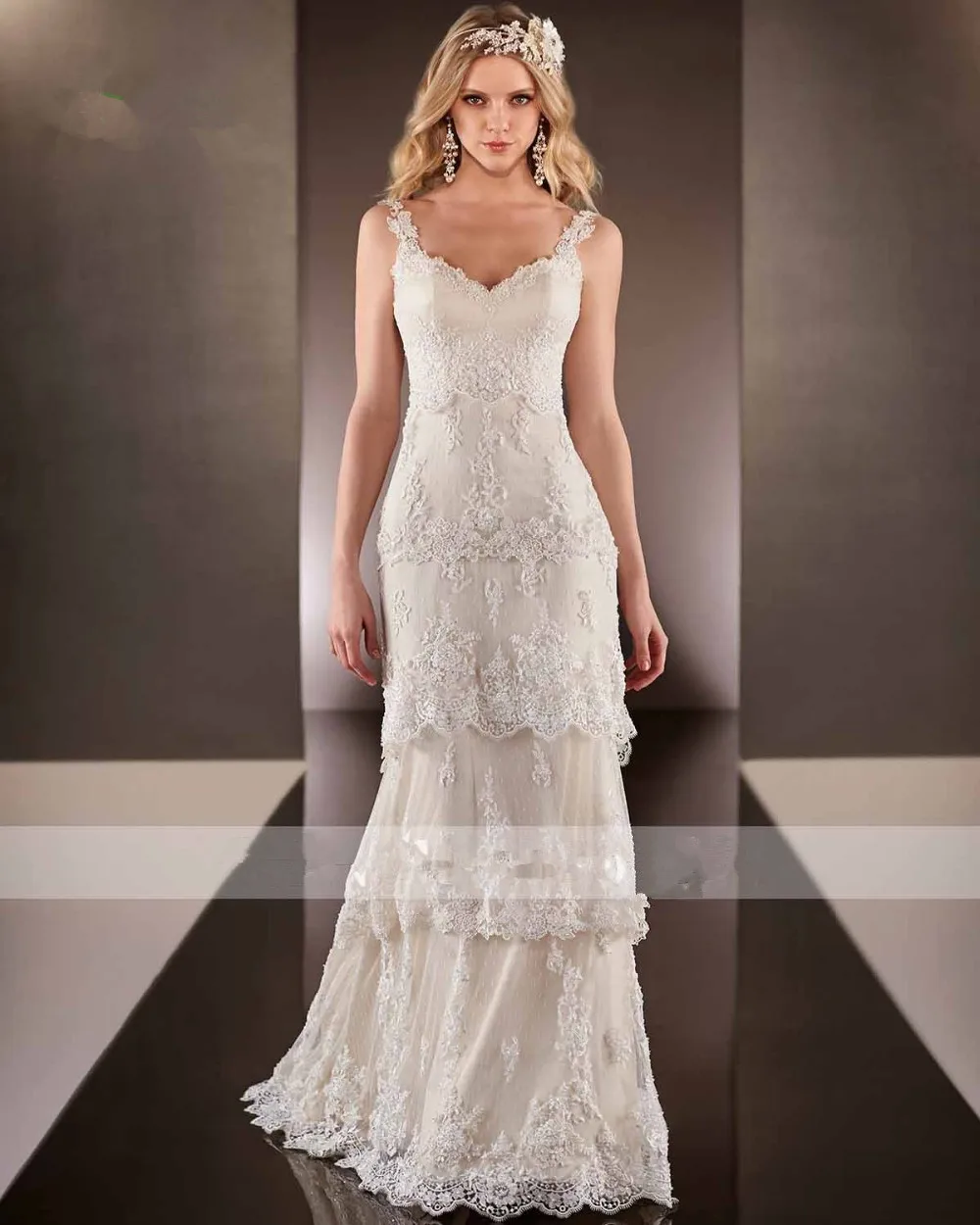 Fashionable Elegant Tiered Mermaid Zipper Lace Brides Gowns Spaghetti Straps Organza Vestido De Noiva dress
Fashionable Elegant Tiered Mermaid Zipper Lace Brides Gowns Spaghetti Straps Organza Vestido De Noiva dress