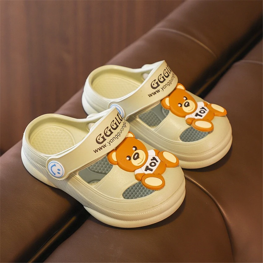 Summer children's sandals and slippers Non-slip sandals Infant beach shoes Soft hole shoes for boys and girls Children's shoes
Summer children's sandals and slippers Non-slip sandals Infant beach shoes Soft hole shoes for boys and girls Children's shoes