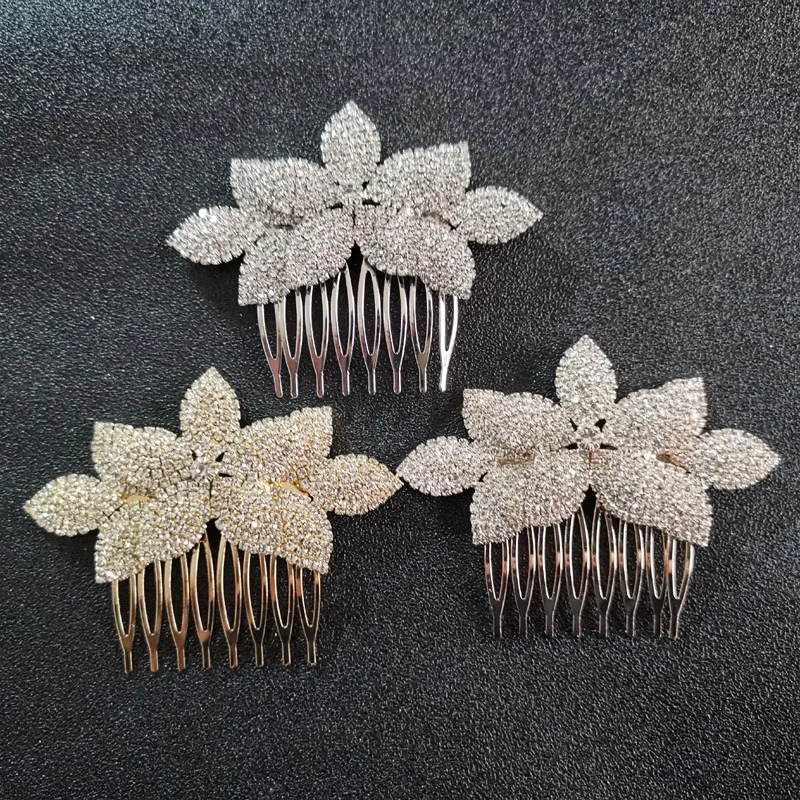 SLBRIDAL Handmade Prong Setting Crystal Rhinestone Leaf Wedding Hair Comb Bridal Headpiece Hair Accessorie Women Fashion Jewelry
SLBRIDAL Handmade Prong Setting Crystal Rhinestone Leaf Wedding Hair Comb Bridal Headpiece Hair Accessorie Women Fashion Jewelry