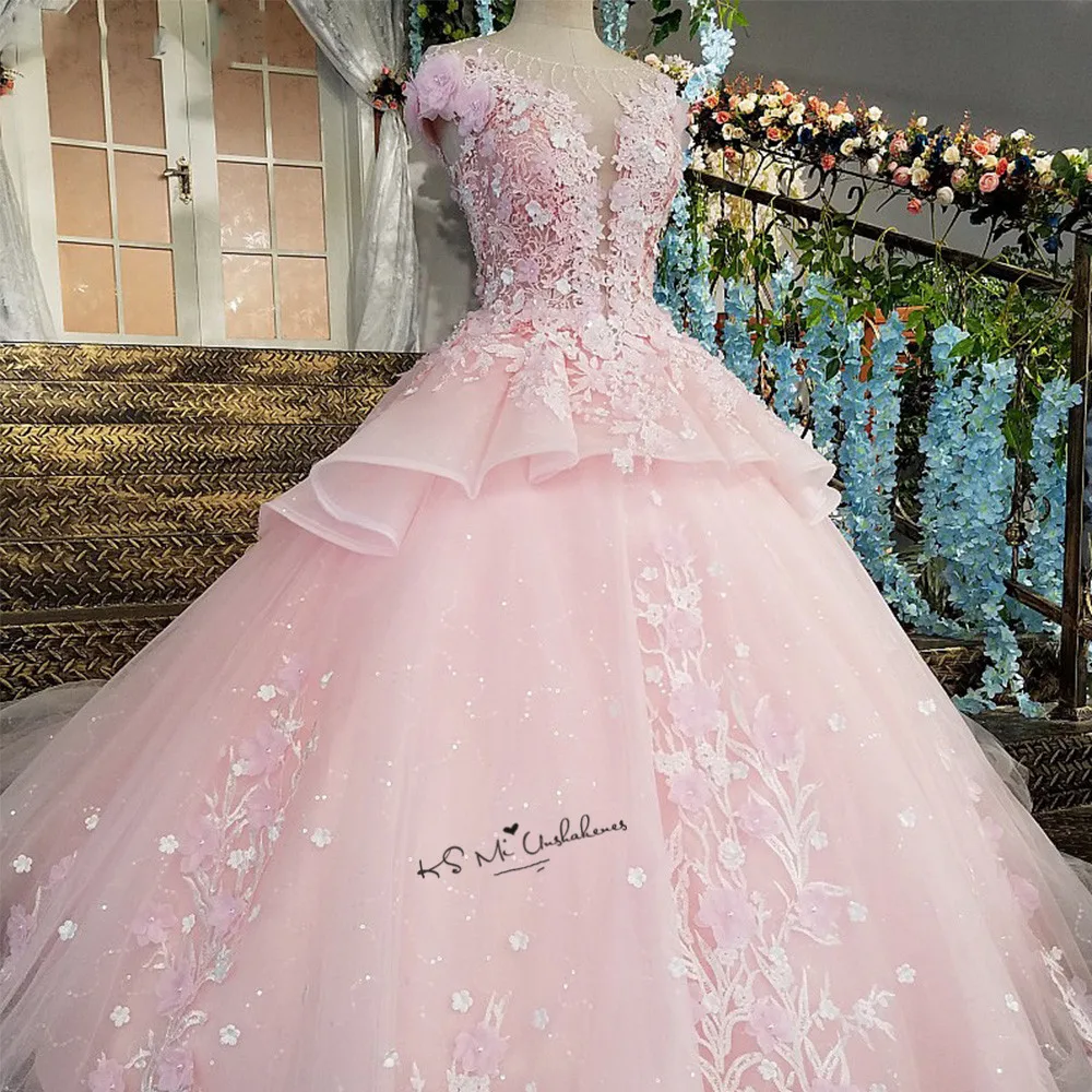Pink Flower Luxury Wedding Dress 2018 Ball Gown Bride Dresses Lace Vestido de Casamento Cap Sleeve Diamond Bohemian Wedding Gown
Pink Flower Luxury Wedding Dress 2018 Ball Gown Bride Dresses Lace Vestido de Casamento Cap Sleeve Diamond Bohemian Wedding Gown