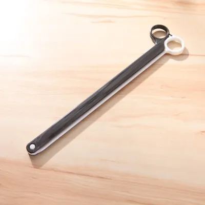 BF040 Plastic food's sealing clamp sealing clamp scissors style Storage Package Sealing Clamp Bag Clips 27cm*6cm
BF040 Plastic food's sealing clamp sealing clamp scissors style Storage Package Sealing Clamp Bag Clips 27cm*6cm