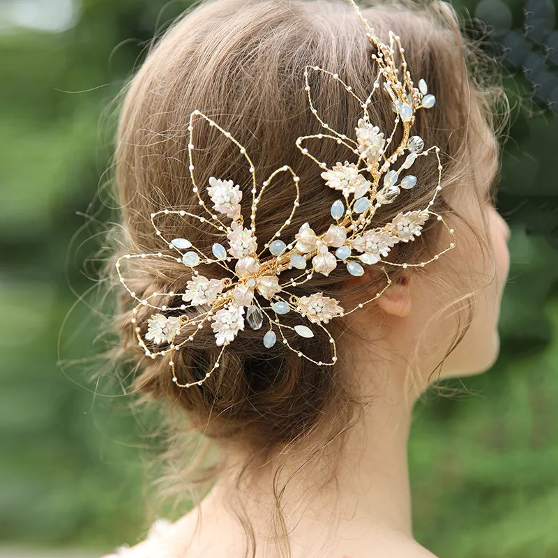 Luxury Crystal Tiara Bridal Headpiece Wedding Rhinestone Hair Accessories Big Leaves Bridal Tiaras Elegant Handmade Hair Clip
Luxury Crystal Tiara Bridal Headpiece Wedding Rhinestone Hair Accessories Big Leaves Bridal Tiaras Elegant Handmade Hair Clip