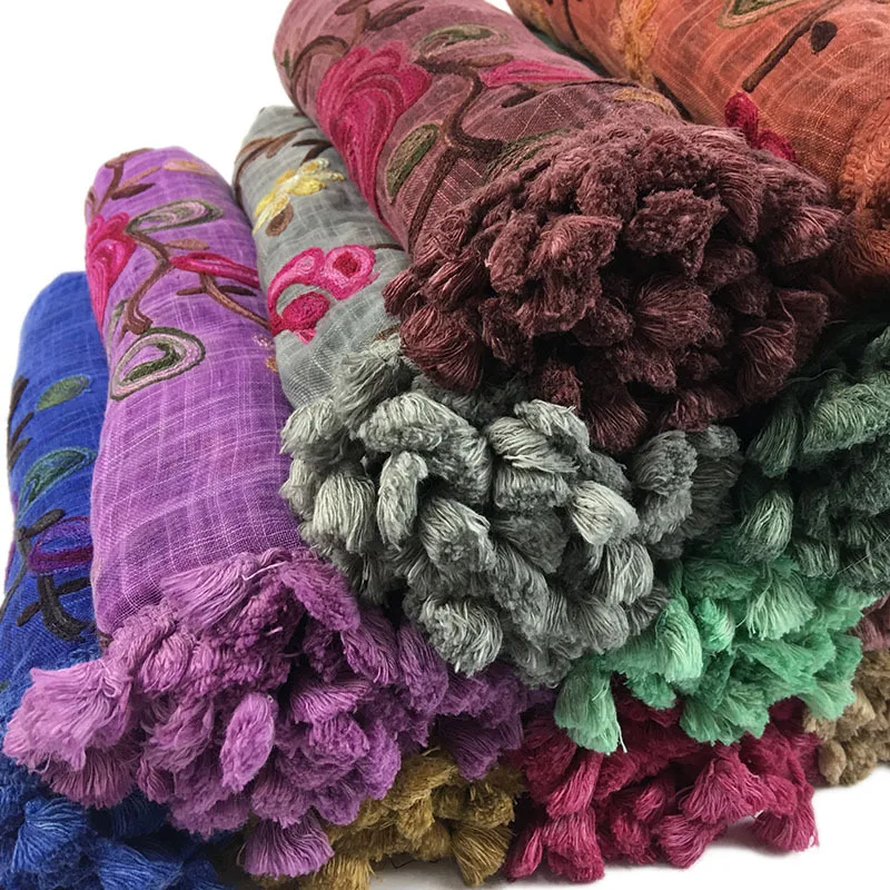 Autumn Winter Ladies Thick Muslim Head Scarf Long Shawl National Style Embroider Fashion Wrap Soft Cotton Wraps With Tassel
Autumn Winter Ladies Thick Muslim Head Scarf Long Shawl National Style Embroider Fashion Wrap Soft Cotton Wraps With Tassel