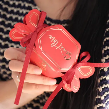 2019 Candy shape Wedding Favors birthday gift box Gifts Souvenir for Guest Party Favors Gift Candy Box Wedding Decorations
2019 Candy shape Wedding Favors birthday gift box Gifts Souvenir for Guest Party Favors Gift Candy Box Wedding Decorations