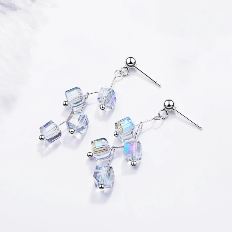 Aurora Sugar Cube Crystal Wave Square Wild Silver Color Personality Fashion Female Dangle Earrings SEA372
Aurora Sugar Cube Crystal Wave Square Wild Silver Color Personality Fashion Female Dangle Earrings SEA372