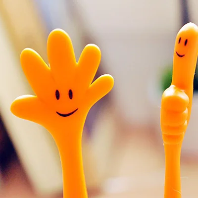 QSHOIC Korea stationery cartoon hand shape ballpoint pen finger pen random color
QSHOIC Korea stationery cartoon hand shape ballpoint pen finger pen random color