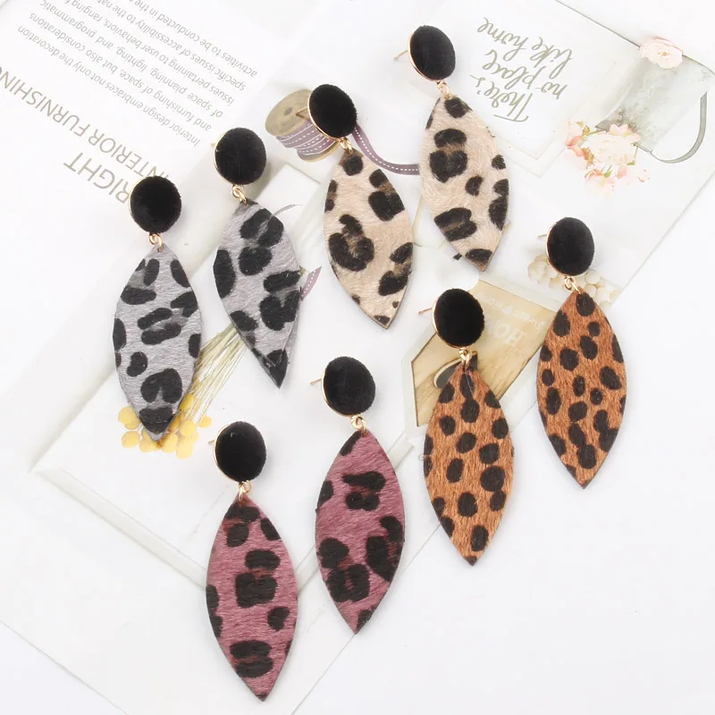 

Fashion Vintage Velvet Drop Earrings Long Leaves Dangle Geometric Leopard Print Earrings Female Charm Jewelry Party oorbellen