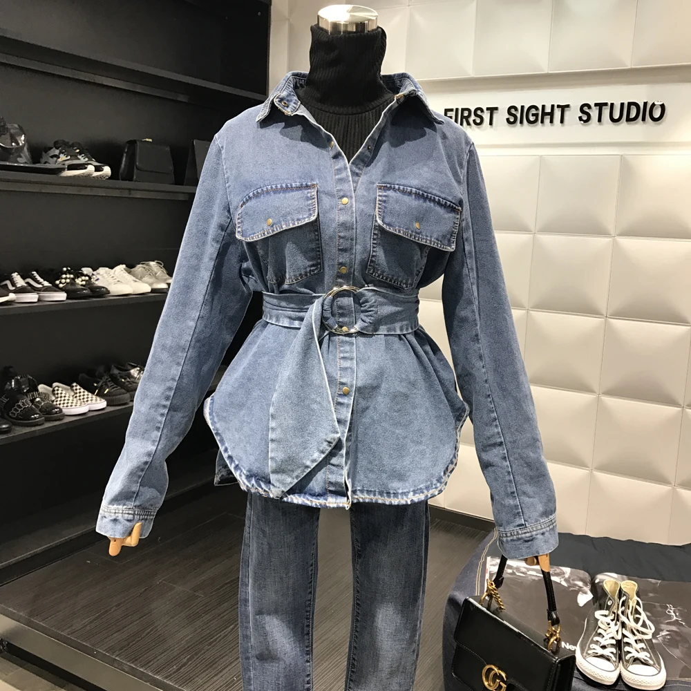 2018 New Fashion Spring Women's Double Pocket Lapel Long Sleeve Ring Belt Slim Waist Denim Shirt Casual Jeans Blouses Tops
2018 New Fashion Spring Women's Double Pocket Lapel Long Sleeve Ring Belt Slim Waist Denim Shirt Casual Jeans Blouses Tops