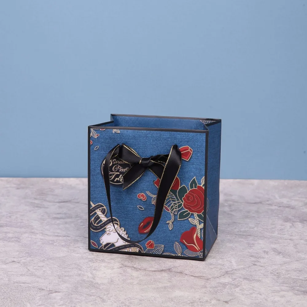 5pcs Unicorn Paper Gift Bags Boxes Square Candy Box for Unicorn Party Birthday Candy Birthday Party Supplies Gift Packaging
5pcs Unicorn Paper Gift Bags Boxes Square Candy Box for Unicorn Party Birthday Candy Birthday Party Supplies Gift Packaging