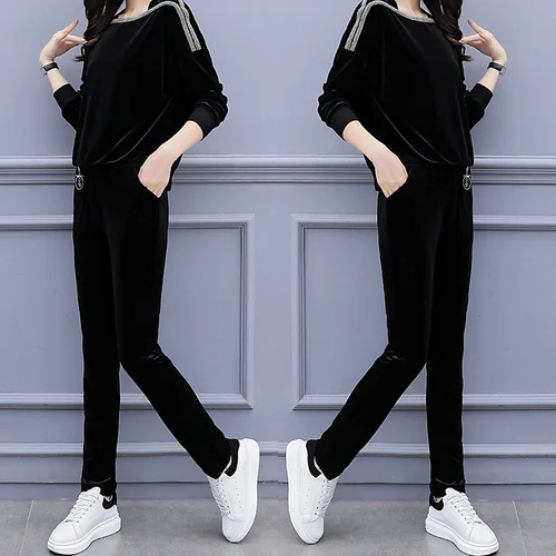 Plus Size Two Piece Outfits Black Gold Velvet Tracksuit For Women 2 Piece Set Top And Pants Casual Women's Tracksuits Clothes
Plus Size Two Piece Outfits Black Gold Velvet Tracksuit For Women 2 Piece Set Top And Pants Casual Women's Tracksuits Clothes