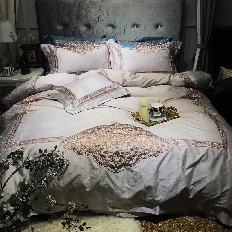 New 120S Egyptian Cotton silver Embroidery Luxury Bedding Set 4pcs King Queen Wedding Bed Sheet Cover set Duvet Cover Pillowcase
New 120S Egyptian Cotton silver Embroidery Luxury Bedding Set 4pcs King Queen Wedding Bed Sheet Cover set Duvet Cover Pillowcase