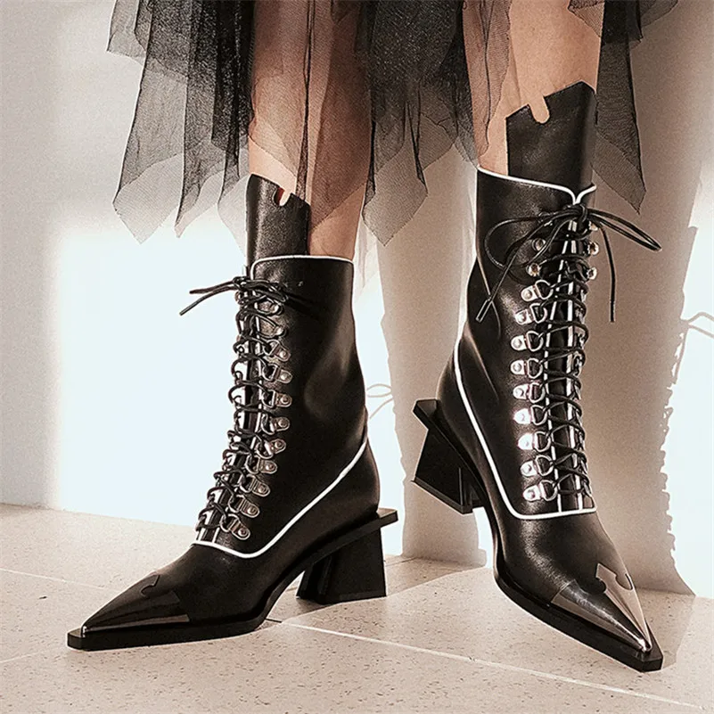 FEDONAS Quality Winter Motorcycle Boots for Women Genuine Leather High Heels Mid-calf Boots Pointed Toe Night Club Shoes Woman
FEDONAS Quality Winter Motorcycle Boots for Women Genuine Leather High Heels Mid-calf Boots Pointed Toe Night Club Shoes Woman