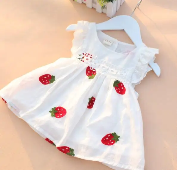 2020 Cute Strawberry pattern 1pcs Baby Girls Clothes white Princess dress 0-6M Age Infant Toddler Newborn Outfits Set Hot Sale
2020 Cute Strawberry pattern 1pcs Baby Girls Clothes white Princess dress 0-6M Age Infant Toddler Newborn Outfits Set Hot Sale