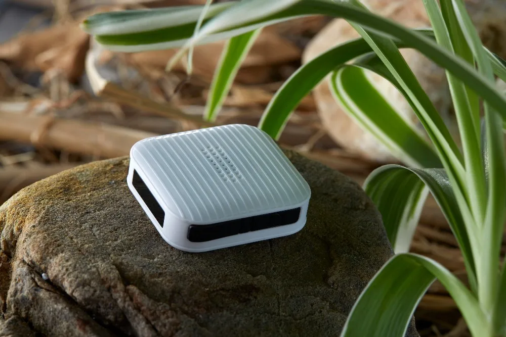 Kids GPS Pet Mini Tracking Device Locator A18 support GPS LBS Tracking With Google Maps Alarm GPS for child cats dogs elders
Kids GPS Pet Mini Tracking Device Locator A18 support GPS LBS Tracking With Google Maps Alarm GPS for child cats dogs elders