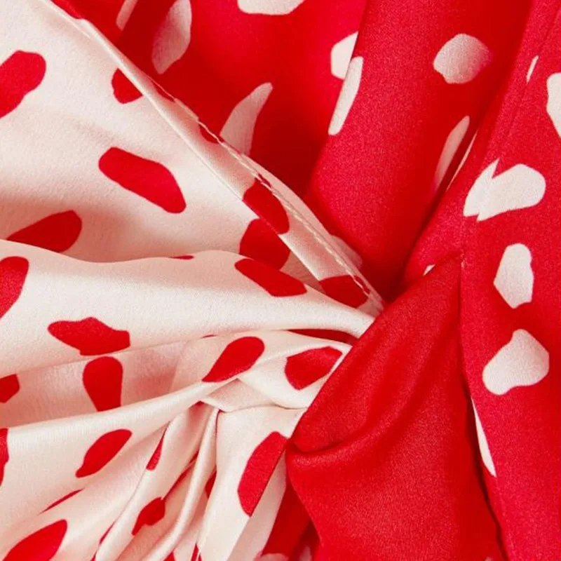 New Sweet Design Blouse Red and White Color Block Polka Dot Lantern Sleeves Women Blouse Casual Early Autumn
New Sweet Design Blouse Red and White Color Block Polka Dot Lantern Sleeves Women Blouse Casual Early Autumn