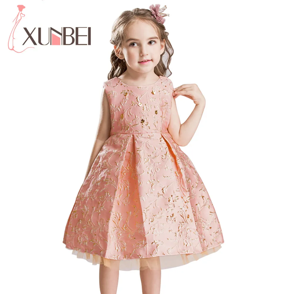 Pretty Gold Lace Embroidery Flower Girl Dresses 2019 Knee Length Girls Pageant Dress Kids Evening Gowns Luxury Communion Dress
Pretty Gold Lace Embroidery Flower Girl Dresses 2019 Knee Length Girls Pageant Dress Kids Evening Gowns Luxury Communion Dress