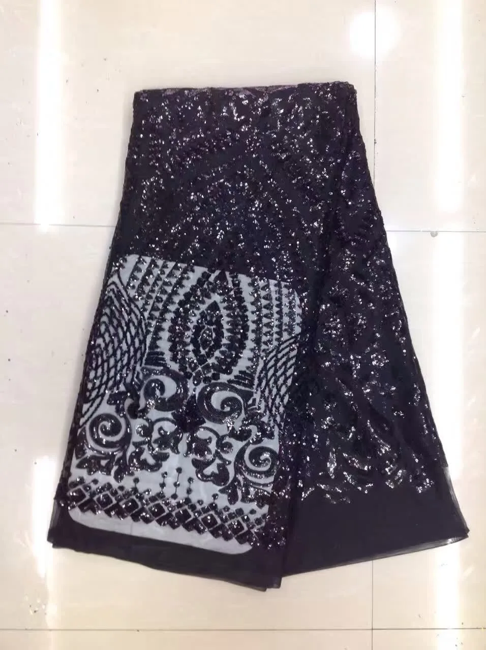 African French Lace Fabric High Quality Sweet Design 2019 Latest African Lace Fabric With Sequins French Net Lace red AMZ544
African French Lace Fabric High Quality Sweet Design 2019 Latest African Lace Fabric With Sequins French Net Lace red AMZ544