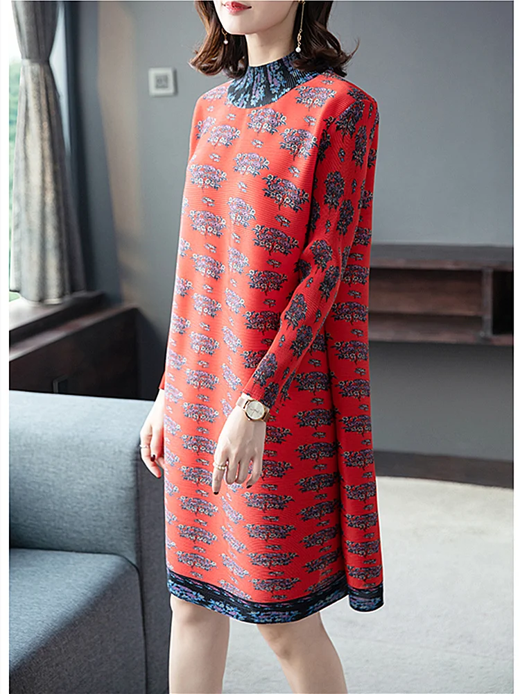 Spring Summer New Large Size Dress 2019 Women Temperament Fashion Simple Pleated Print Women Dress Loose High Collar Long Sleeve
Spring Summer New Large Size Dress 2019 Women Temperament Fashion Simple Pleated Print Women Dress Loose High Collar Long Sleeve