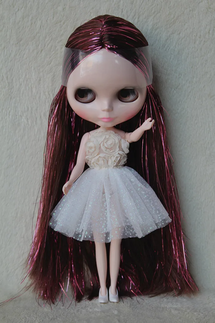 Blygirl Blyth doll Red color of the bangs in the straight hair naked doll ordinary body 7 joints DIY doll for their makeup
Blygirl Blyth doll Red color of the bangs in the straight hair naked doll ordinary body 7 joints DIY doll for their makeup