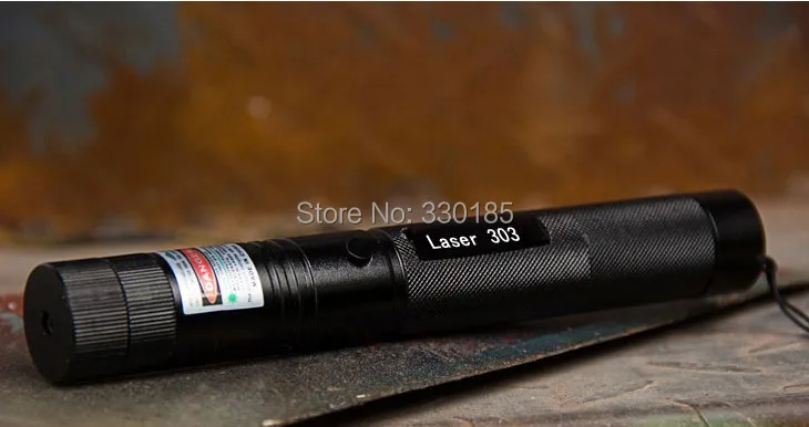 High power Military Green laser pointer 100w 100000m 532nm 303 Flashlight light Focusable Burning match,burn cigarettes Hunting
High power Military Green laser pointer 100w 100000m 532nm 303 Flashlight light Focusable Burning match,burn cigarettes Hunting