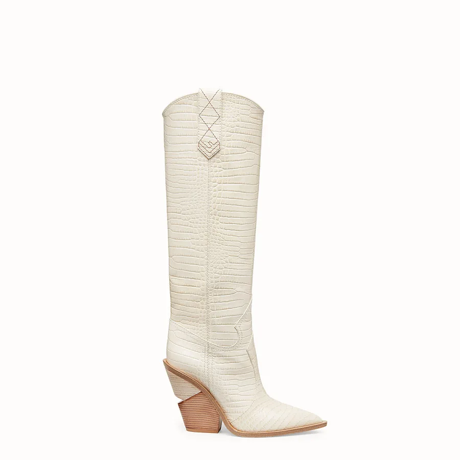 ARQA Europe 2019 new autumn and winter fashion feet bare sleeve boots ladies sexy catwalk show nightclub riding boots
ARQA Europe 2019 new autumn and winter fashion feet bare sleeve boots ladies sexy catwalk show nightclub riding boots
