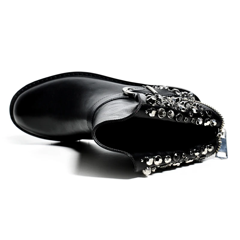 ZVQ Luxury Brand Lady's Motorcycle Boots Genuine Cow Leather 3cm Low Heel Girl Rivet Autumn Winter Woman Shoes 34-43 Size
ZVQ Luxury Brand Lady's Motorcycle Boots Genuine Cow Leather 3cm Low Heel Girl Rivet Autumn Winter Woman Shoes 34-43 Size