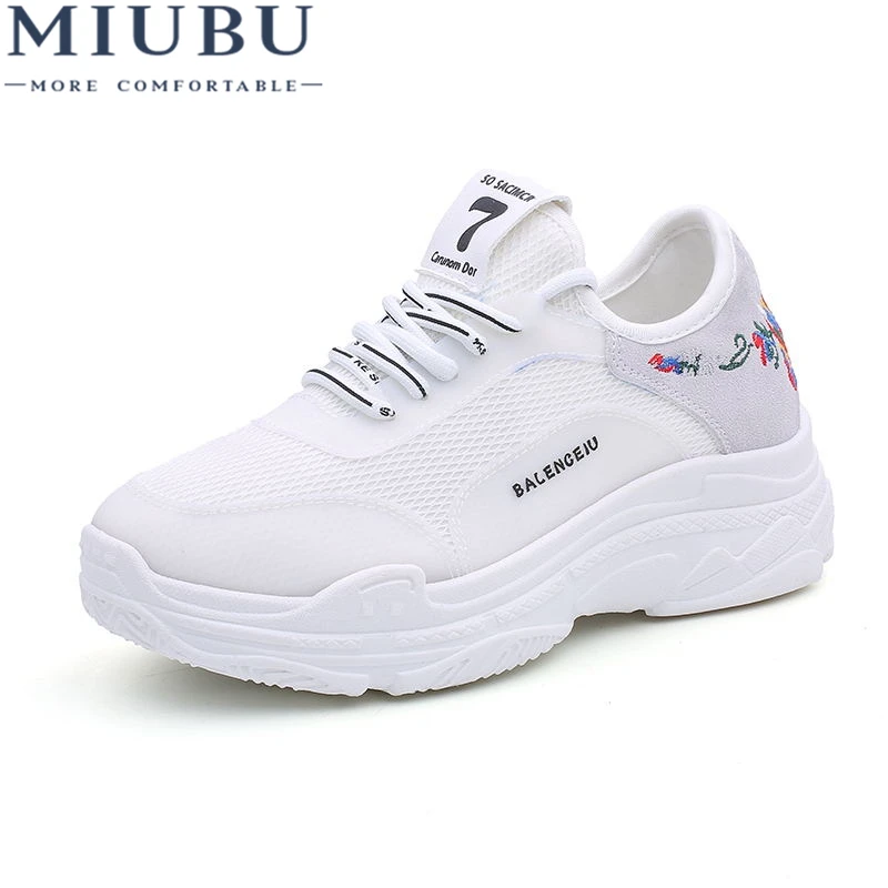 MIUBU 2020 Sprig Breathable Air Mesh Women Sneakers Shoes Fashion White Black Cotton Fabric Wedges Sneakers Female Shoes
MIUBU 2020 Sprig Breathable Air Mesh Women Sneakers Shoes Fashion White Black Cotton Fabric Wedges Sneakers Female Shoes