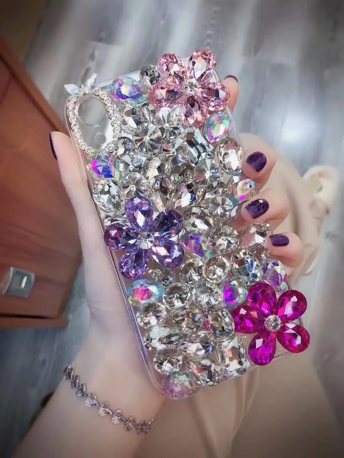 XINGDUO phone case for Samsung galaxy A90 A70 A50 A40 A30 A10 M10 M20 M30 S8 S9 S10 Plus Bling Crystal diamond case
XINGDUO phone case for Samsung galaxy A90 A70 A50 A40 A30 A10 M10 M20 M30 S8 S9 S10 Plus Bling Crystal diamond case