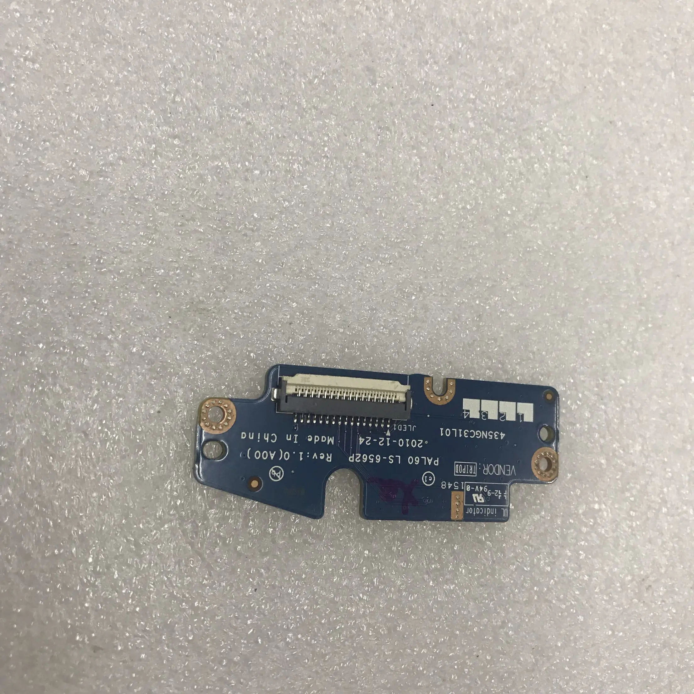 For Dell Latitude E6520 Mute and Volume Buttons Circuit Board with Cable LS-6562P
For Dell Latitude E6520 Mute and Volume Buttons Circuit Board with Cable LS-6562P