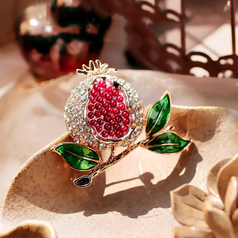 FARLEENA Jewelry Exquisite red pomegranate brooch with full rhinestones fashion painted brooches pins for women
FARLEENA Jewelry Exquisite red pomegranate brooch with full rhinestones fashion painted brooches pins for women