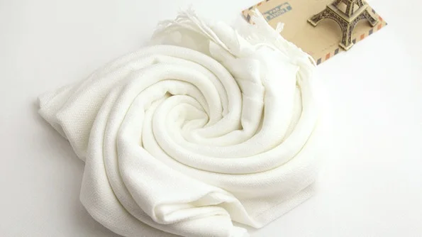 New Fashion 100% Faux Cashmere Scarf Women With Tassel Solid Scarves Pure Color Winter Hijab and Pashmina Size 180*65cm
New Fashion 100% Faux Cashmere Scarf Women With Tassel Solid Scarves Pure Color Winter Hijab and Pashmina Size 180*65cm