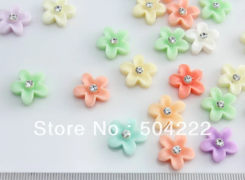 set of 100pcs lovely flower with rhinestone cute resin Cabochon for Kawaii Decoden DIY Projects 15mm -SZ0414
set of 100pcs lovely flower with rhinestone cute resin Cabochon for Kawaii Decoden DIY Projects 15mm -SZ0414