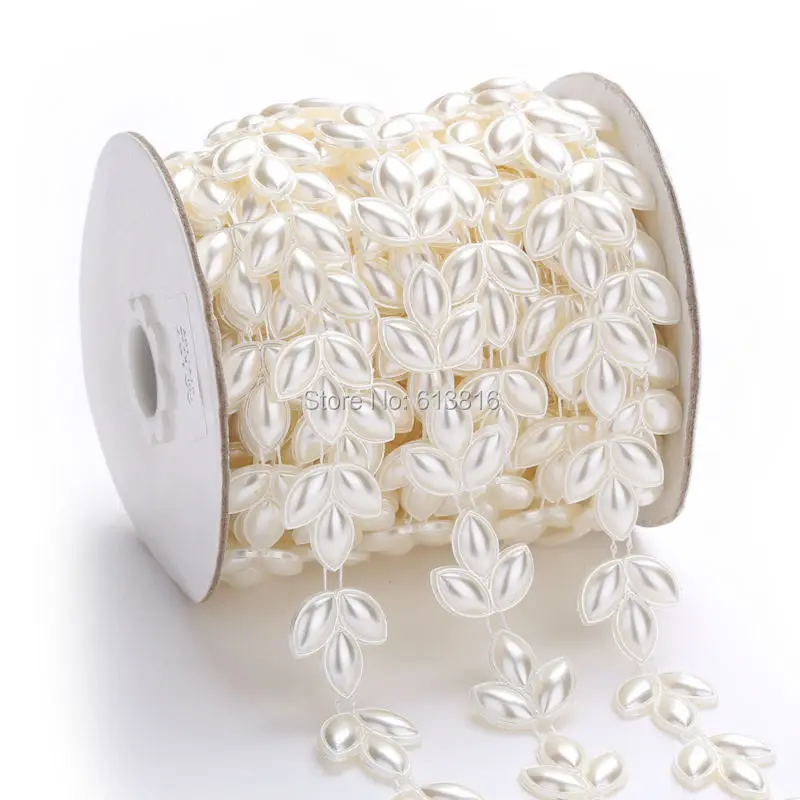 10 Yards 1 Rows Sewing Accessories 20mm Pearls Mesh Trimming Cup Chain,Flat back Beads Chain
10 Yards 1 Rows Sewing Accessories 20mm Pearls Mesh Trimming Cup Chain,Flat back Beads Chain