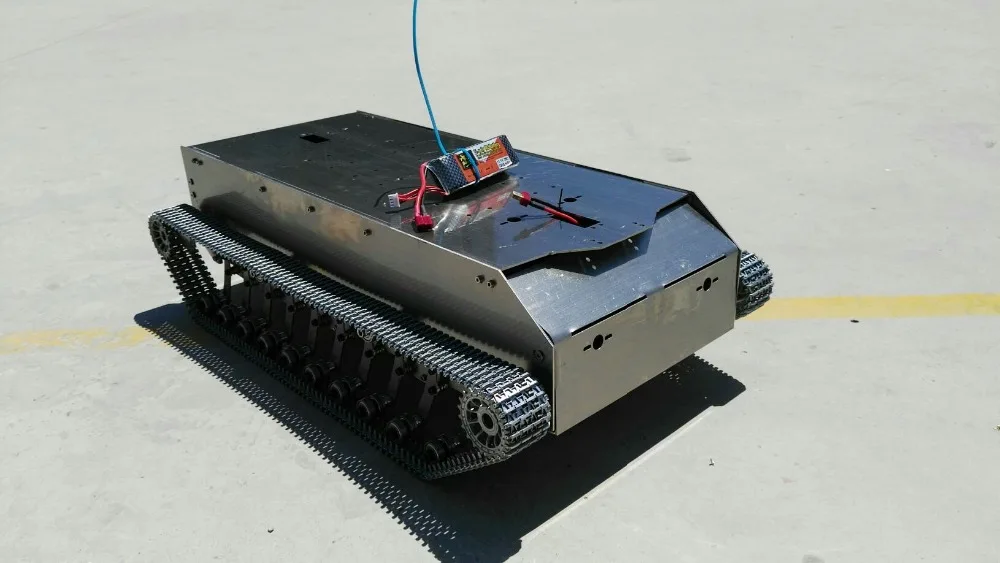 Stainless Steel Crawler Vehicle Tank Over Barrier Chassis Inspection Robot High Foot Plate Smart Robot Caterpillar Car Base RC
Stainless Steel Crawler Vehicle Tank Over Barrier Chassis Inspection Robot High Foot Plate Smart Robot Caterpillar Car Base RC