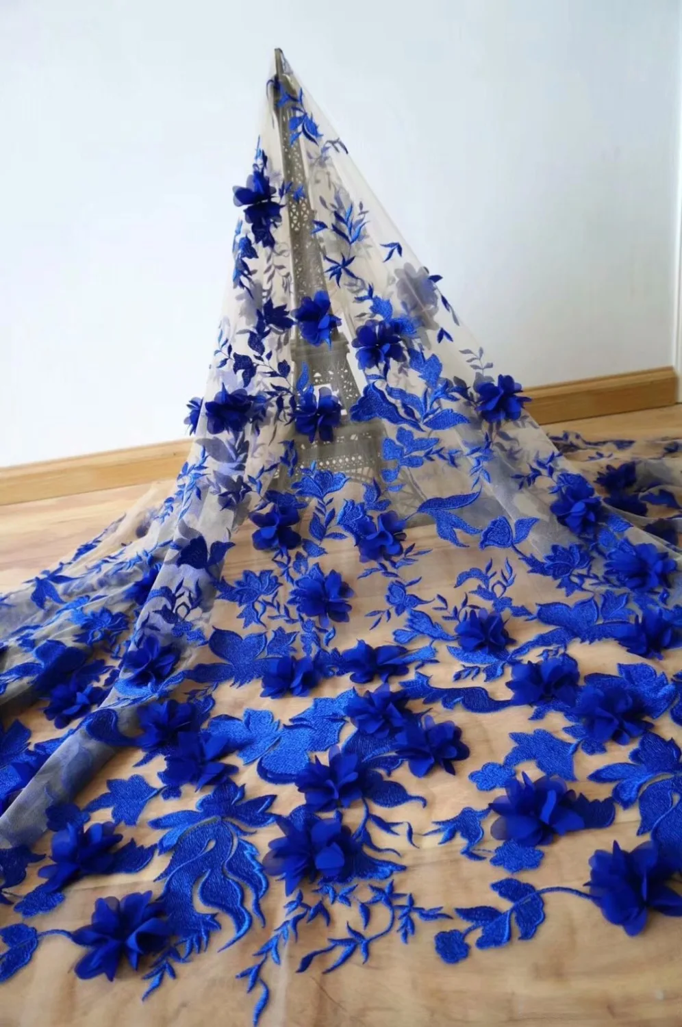 9 colors option Embroidered Net Fabric with super Quality H-1952 African Tulle Lace Fabric For party Dress
9 colors option Embroidered Net Fabric with super Quality H-1952 African Tulle Lace Fabric For party Dress