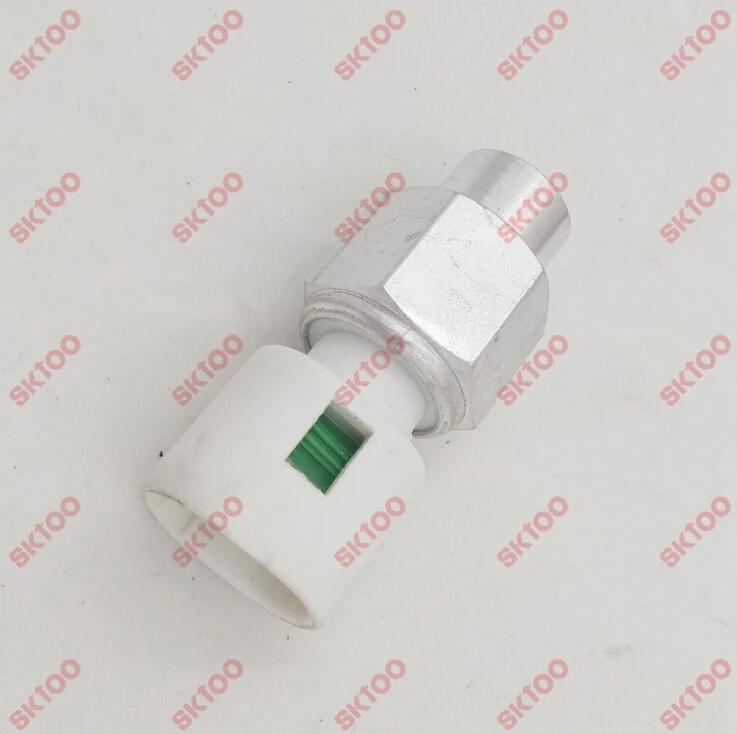 Power Steering Switch Pressure Sensor For Renault PEUGEOT Oil Pressure Switch 7700413763 7700435692
Power Steering Switch Pressure Sensor For Renault PEUGEOT Oil Pressure Switch 7700413763 7700435692