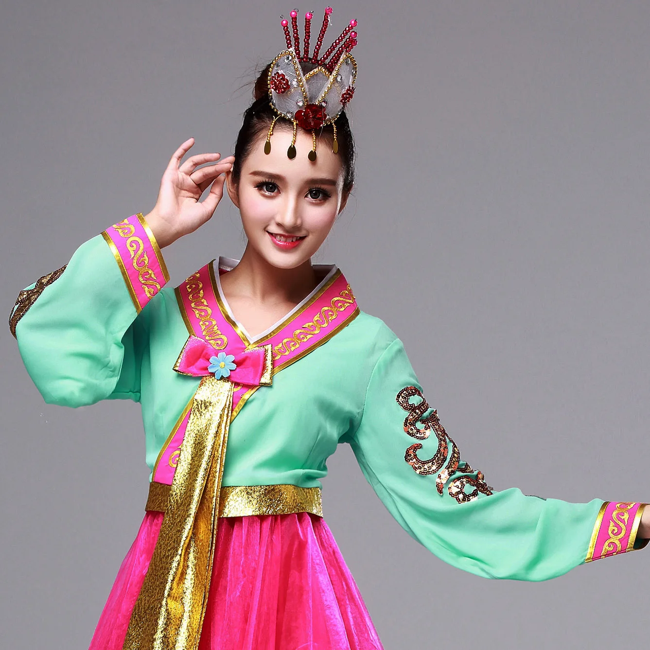 Fortunately, this big long Dance Costume hanbok Korean women's national costume piece Korean costumes
Fortunately, this big long Dance Costume hanbok Korean women's national costume piece Korean costumes