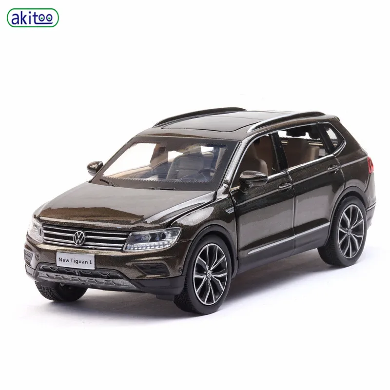 akitoo Tiguan L car model alloy simulation model off-road vehicle suv sound and light pull back car 6 open the public gift #2402
akitoo Tiguan L car model alloy simulation model off-road vehicle suv sound and light pull back car 6 open the public gift #2402