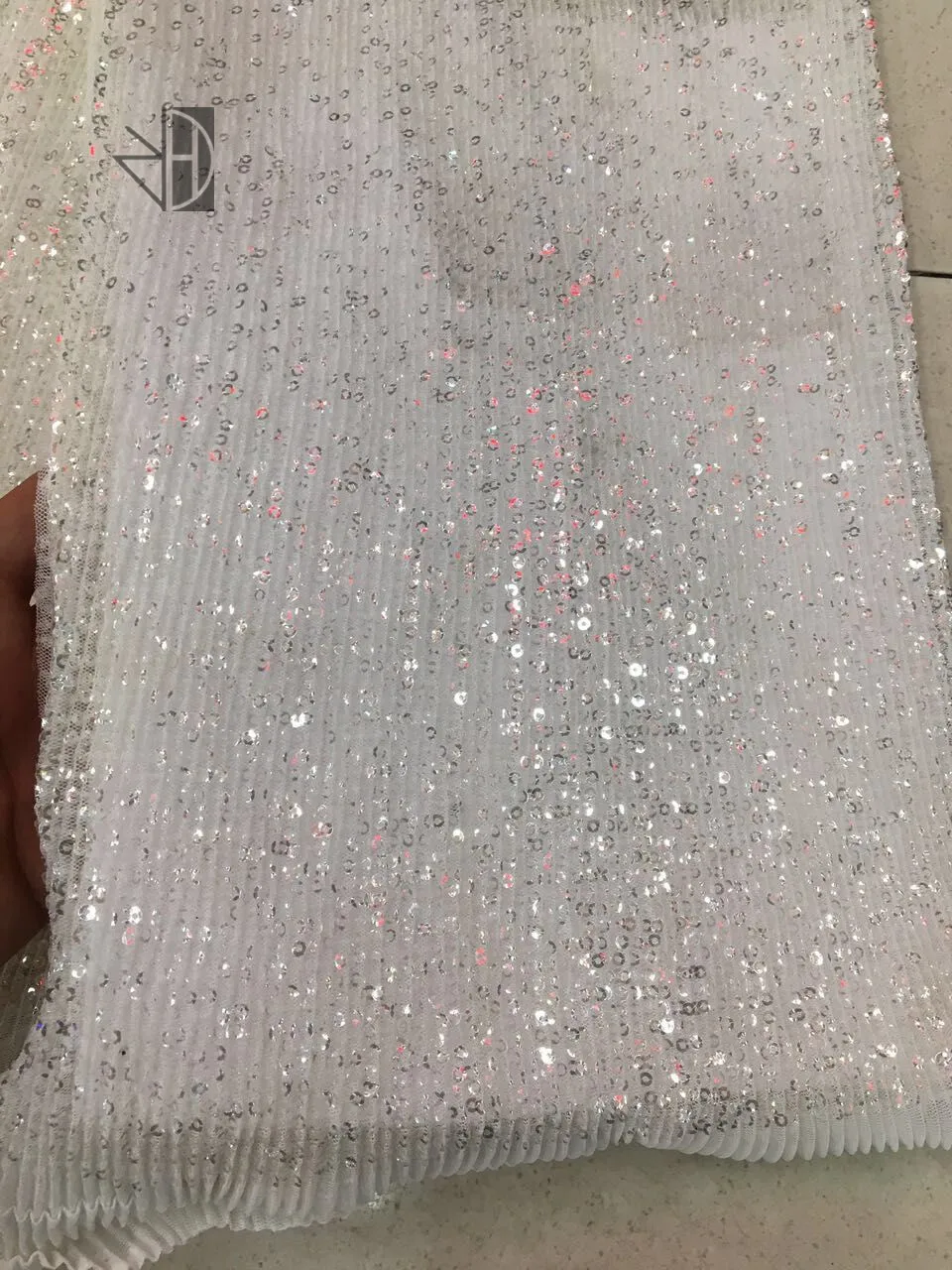 shinny SYJ-7165 nigerian sequins tulle lace fabric wFrench Net Lace Fabric african guipure lace fabric
shinny SYJ-7165 nigerian sequins tulle lace fabric wFrench Net Lace Fabric african guipure lace fabric