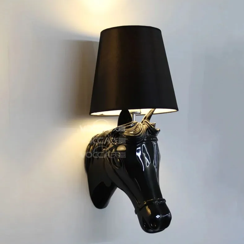 Resin horse head wall lamp Creative Wall Light Fixture for Bedroom/Dining room/Doorway
Resin horse head wall lamp Creative Wall Light Fixture for Bedroom/Dining room/Doorway