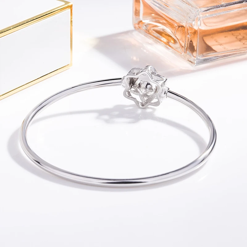 Beating heart Six-pointed star bracelet 100% S925 sterling silver girl Bangle fashion Shining Zircon New design Women jewelry
Beating heart Six-pointed star bracelet 100% S925 sterling silver girl Bangle fashion Shining Zircon New design Women jewelry