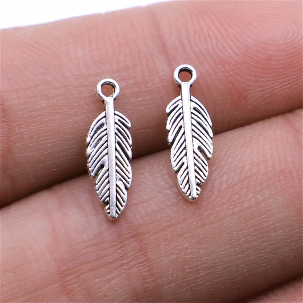 WYSIWYG 40pcs/lot Feather Charms Pendant DIY Metal Jewelry Making Antique Silver Color 15x5mm
WYSIWYG 40pcs/lot Feather Charms Pendant DIY Metal Jewelry Making Antique Silver Color 15x5mm