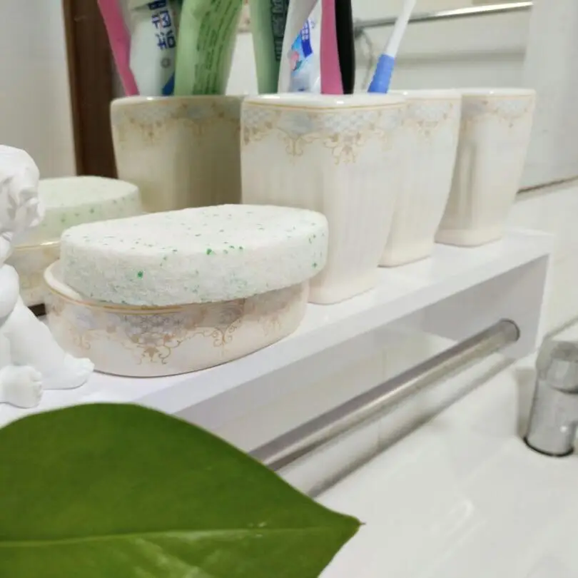 New Ceramic bathroom 5pcs sets of European-style rinse cup wedding set creative bathroom toiletries soap dish Home Decoration
New Ceramic bathroom 5pcs sets of European-style rinse cup wedding set creative bathroom toiletries soap dish Home Decoration